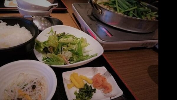 もつ鍋笑楽の小鉢類