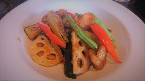 鶏肉のピリ辛炒め