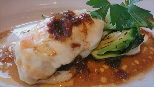 on A Table (オン ア ターブル)のメイン・チキン