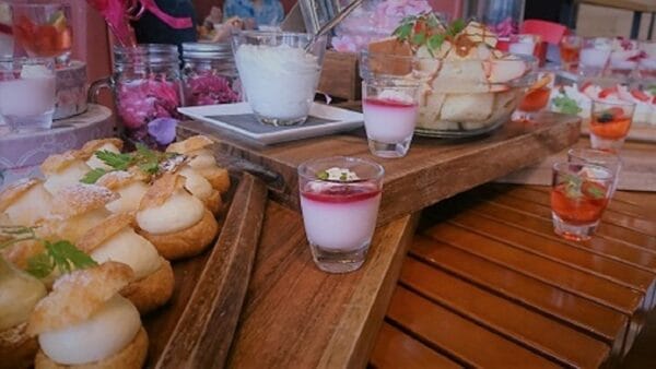 デザートビュッフェ