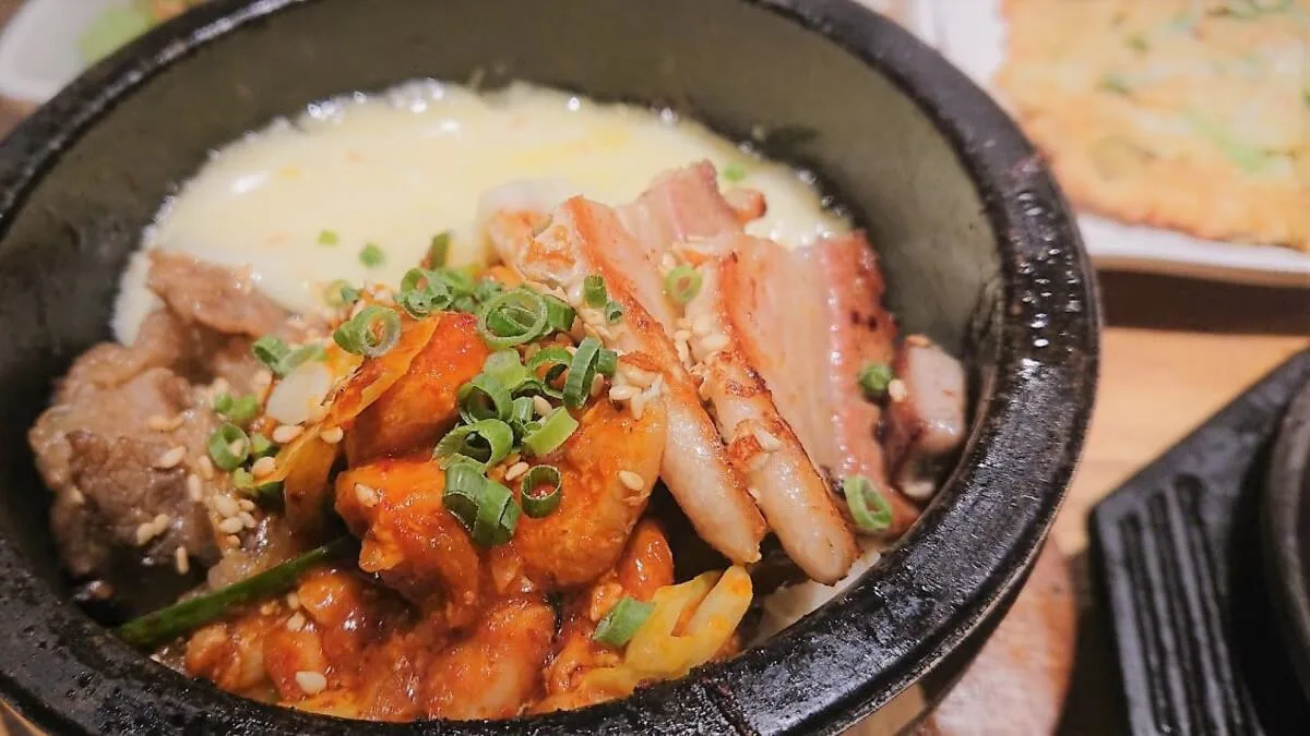 韓美膳 （ハンビジェ） 福岡の韓国料理 - メニューと価格 - 動画で見る