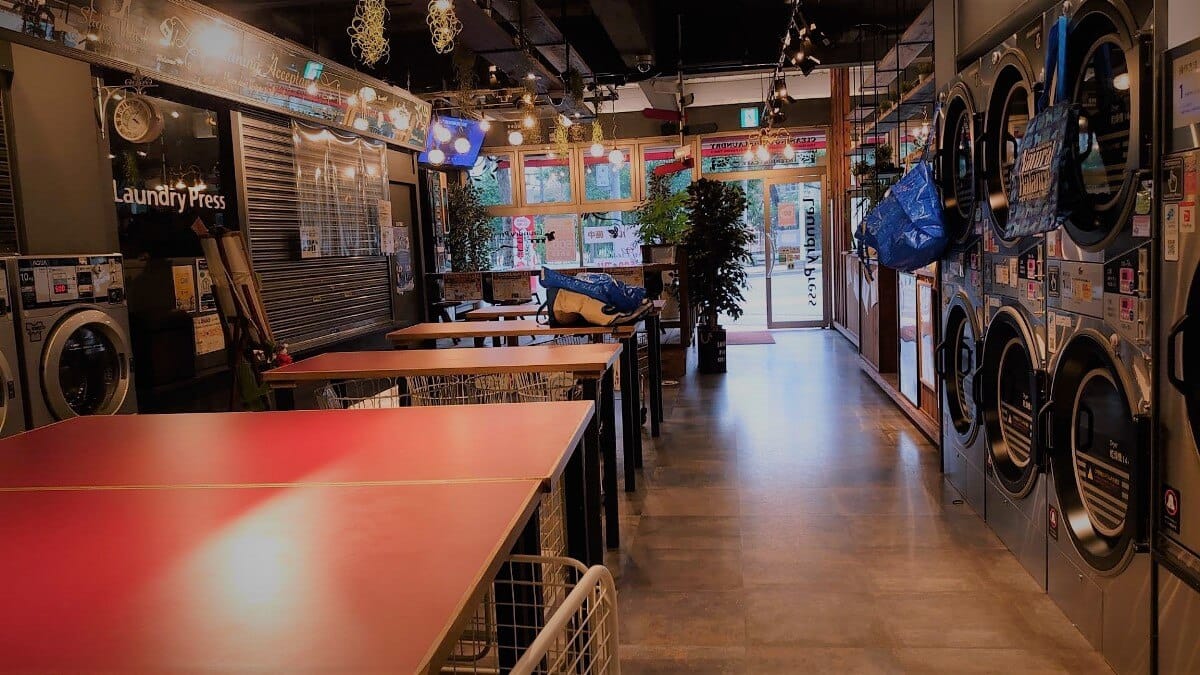 ランドリープレス警固店