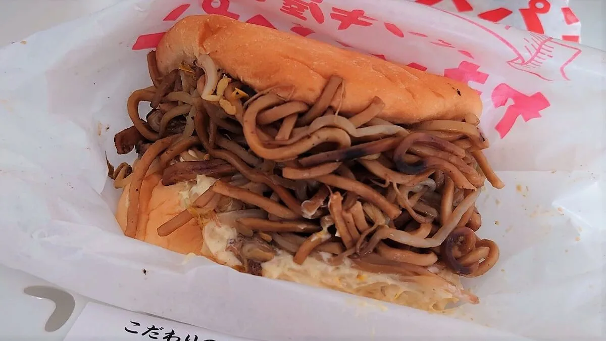 焼きそばパン 68ec1c80-029d-11ef-b788-