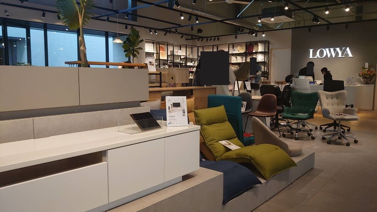 LOWYA（ロウヤ）の実店舗
