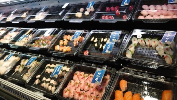 一環120円の寿司 ふぐなど