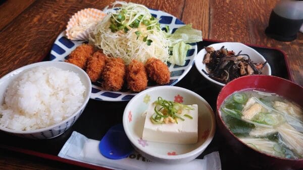 てんてん亭 の定食